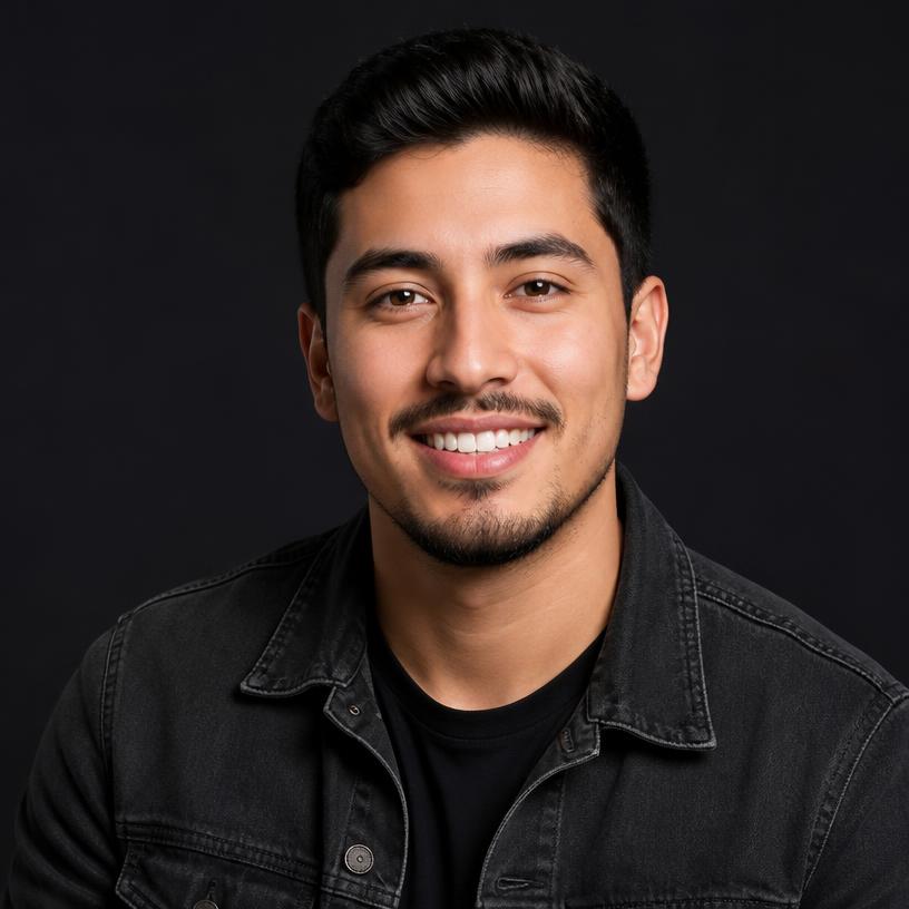 Lucas M.